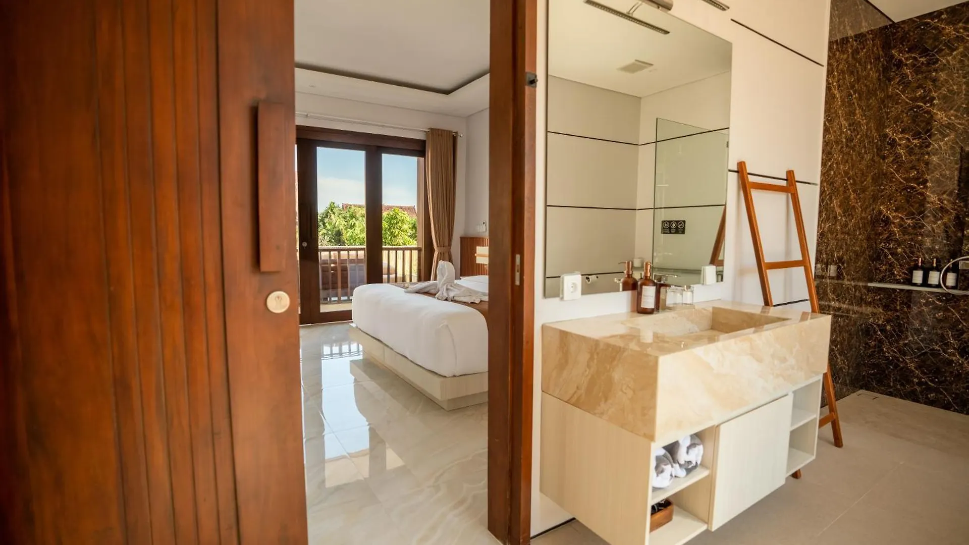 New! 3Bdr Hnrr Villa Umalas Kerobokan   Kerobokan (Bali)