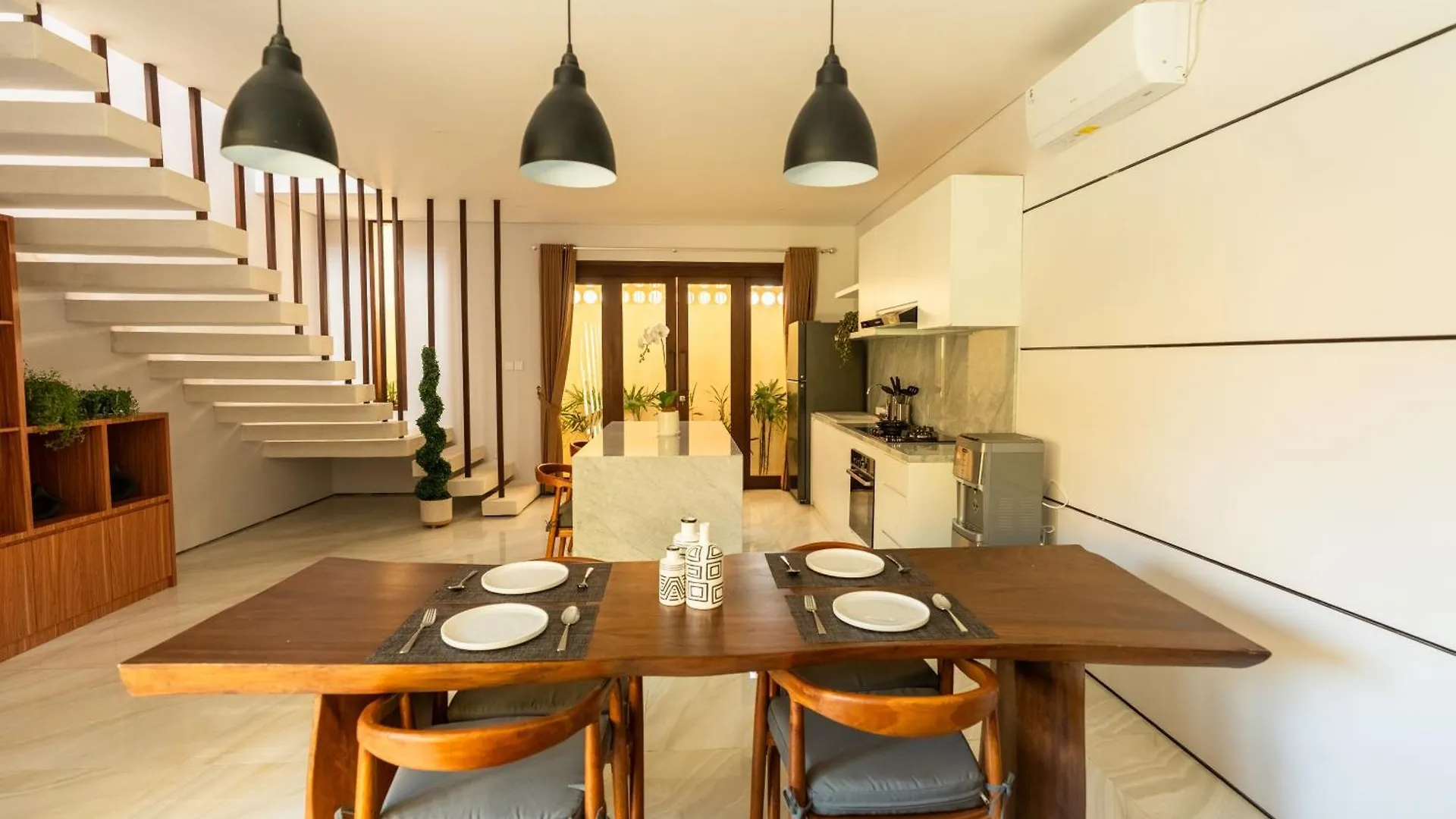 New! 3Bdr Hnrr Villa Umalas Kerobokan  0*, Kerobokan (Bali) Indonesia